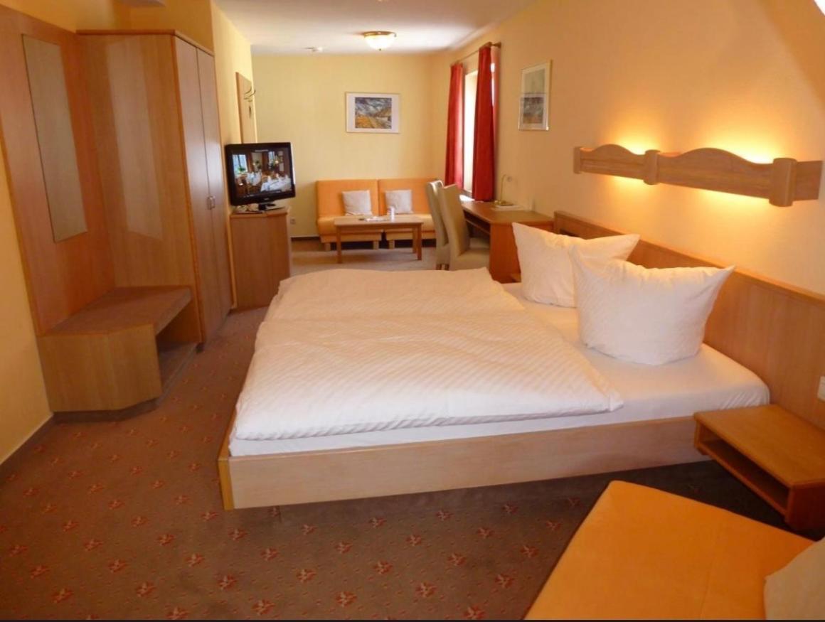 Hotel Gasthof Baeren 바인가르텐 외부 사진