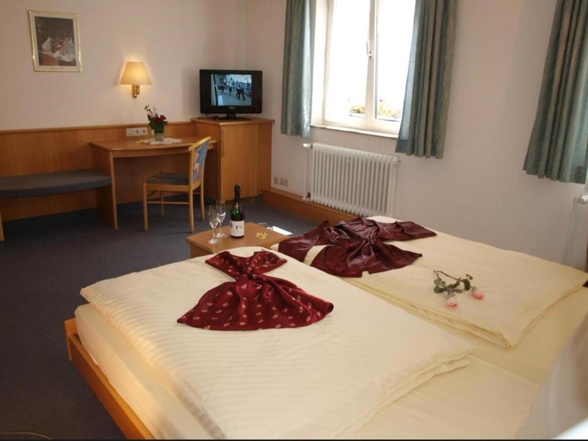 Hotel Gasthof Baeren 바인가르텐 외부 사진